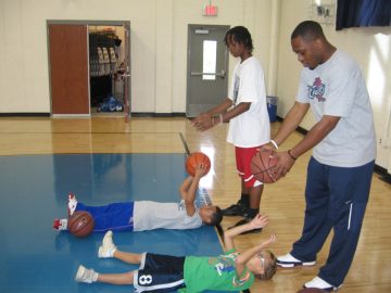 mrh_basketball_clinic_2007 013.JPG