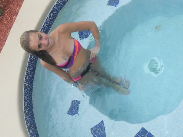 Rachaels freaking photos. 2011 024.JPG