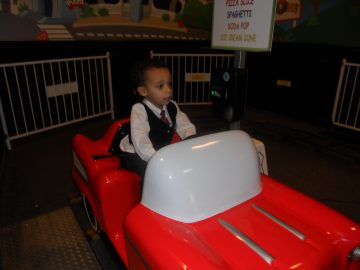 Rachaels freaking photos. 2011 050.JPG